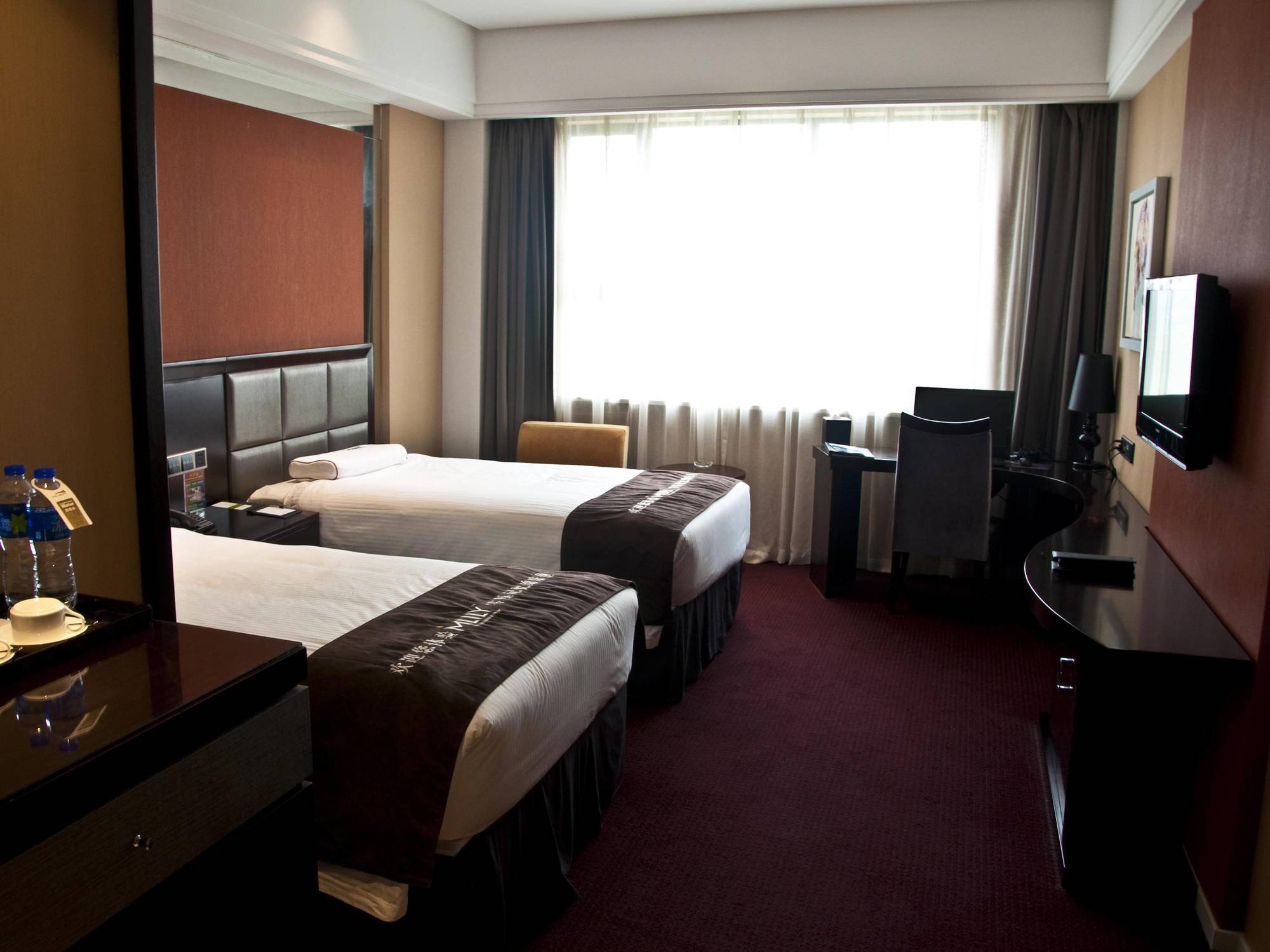 Shanghai New Century Manju Hotel Luoshan @SNIEC Bagian luar foto