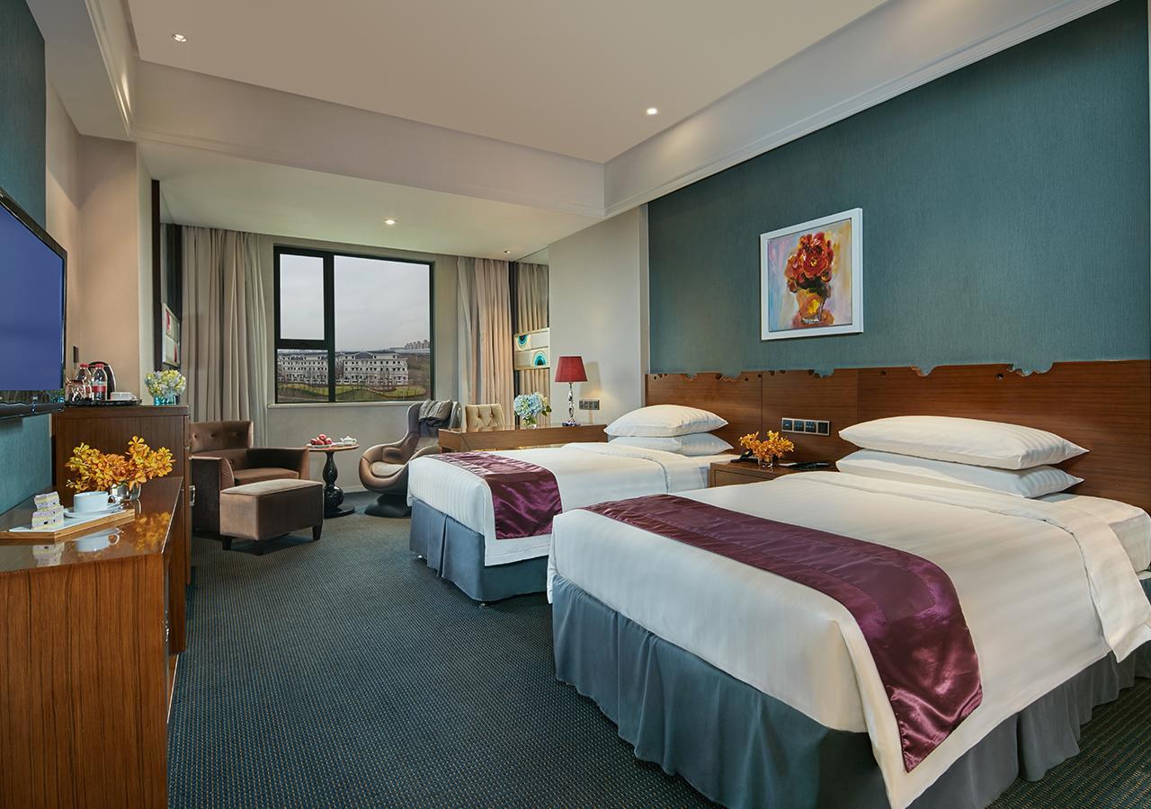 Shanghai New Century Manju Hotel Luoshan @SNIEC Bagian luar foto